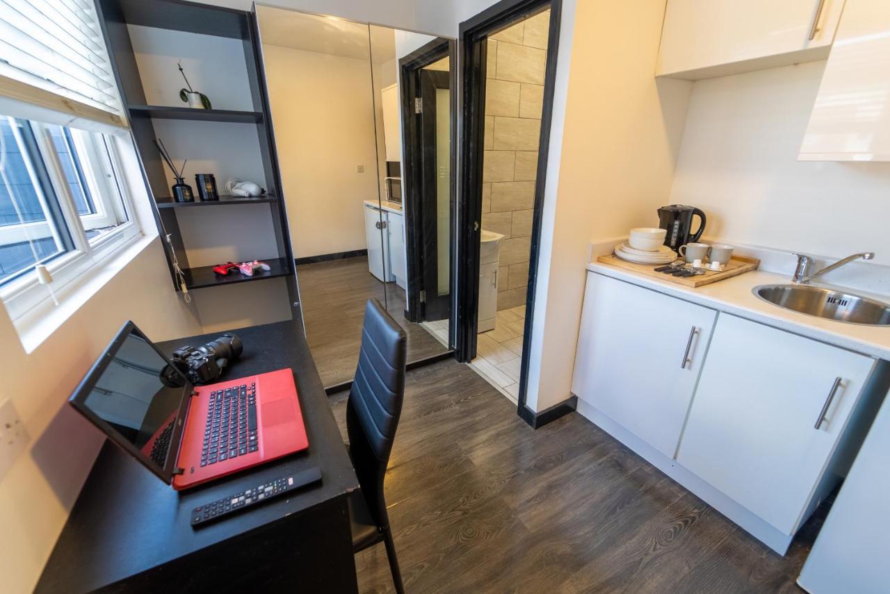 Staysa Equipped Studios Near Qe And Uob In Guesthouse Close To The City! Birmingham Pokoj fotografie
